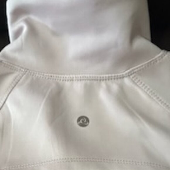 NWOT Apana Fitted Workout Running Slim Yoga Jacket With Pockets - Picture 13 of 16